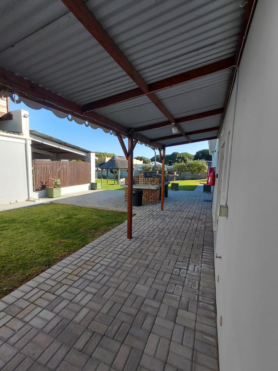 To Let 2 Bedroom Property for Rent in Stilbaai Oos Western Cape